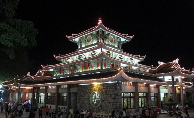 Подача заявки в ЮНЕСКО на присвоение празднику Богини горы Шам в провинции Анзянг статуса «объект всемирного нематериального наследия»