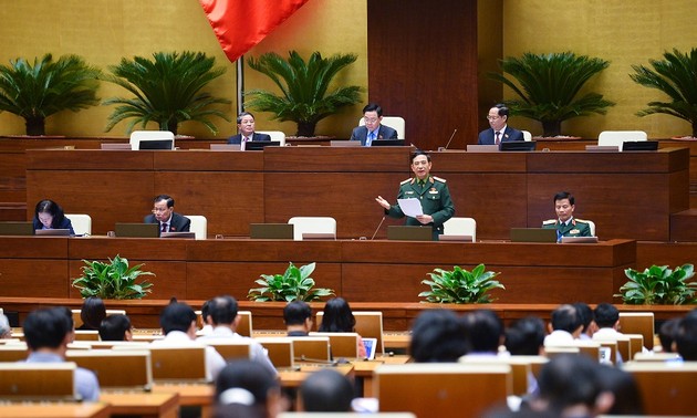 Нацсобрание Вьетнама  провело дискуссию по Закону о гражданской обороне