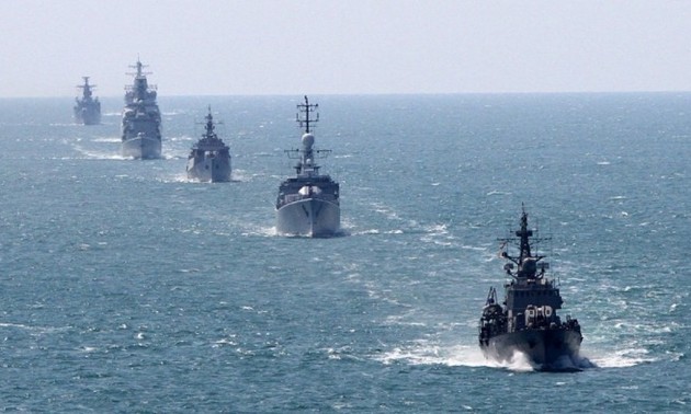 НАТО будет усиливать присутствие от Черного до Балтийского моря