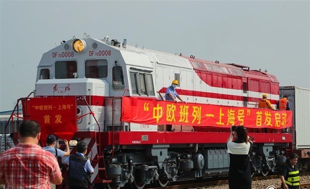 Китай открывает прямой грузовой железнодорожный маршрут в Европу