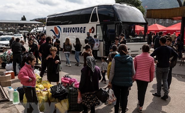 Нагорный Карабах покинули более 100 тысяч жителей