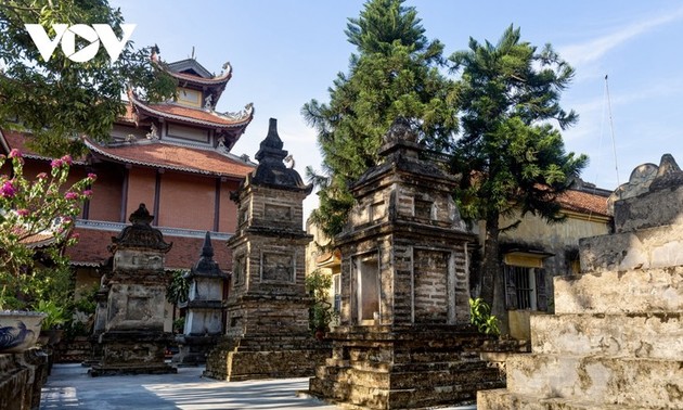 Уникальная пагода в Хайзыонг имеет более 30 башен