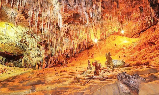 Система пещер Пу Шам Кап на западной части Северного Вьетнама 