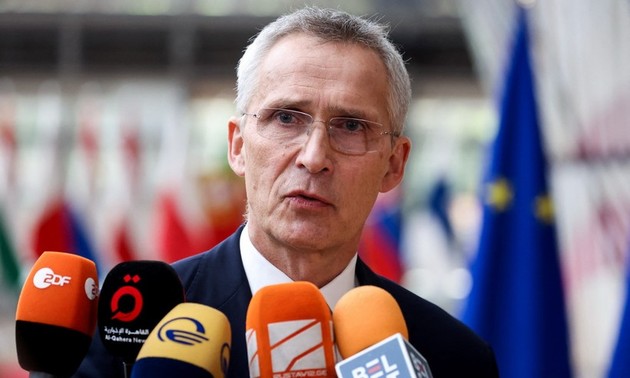 НАТО заверило в отсутствии планов переброски «боевых сил» на Украину
