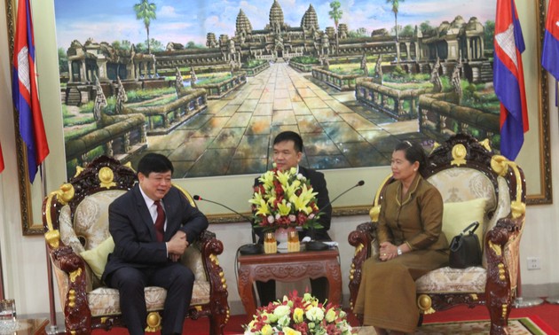 Lãnh đạo Campuchia tiếp đoàn công tác của Đài Tiếng nói Việt Nam