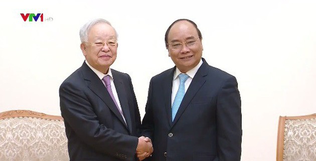 Thủ tướng Nguyễn Xuân Phúc tiếp Chủ tịch Tập đoàn CJ (Hàn Quốc) 