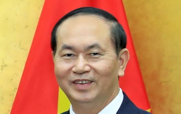 Chủ tịch nước Trần Đại Quang và Phu nhân rời Hà Nội đi thăm cấp Nhà nước tới Cộng hòa Ấn Độ