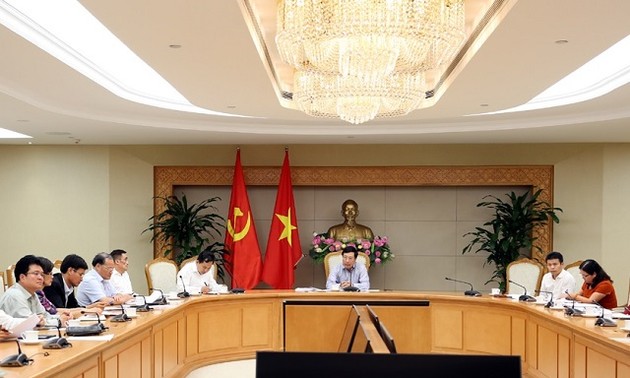  Phó Thủ tướng Phạm Bình Minh chủ trì cuộc họp về các dự án sử dụng vốn vay WB và ADB