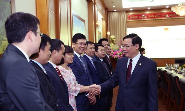 Phó Thủ tướng Vương Đình Huệ thăm, làm việc tại Ủy ban Quản lý vốn Nhà nước tại DN, Agribank, và VNPT