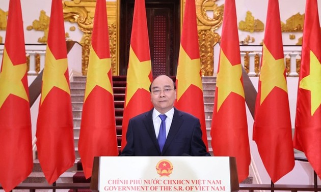 Thủ tướng Chính phủ Nguyễn Xuân Phúc chúc mừng Hội chợ Trung Quốc - ASEAN lần thứ 17