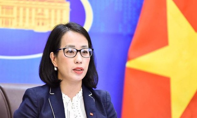 Việt Nam hoan nghênh Nga xem xét đơn giản hóa thị thực cho công dân Việt Nam