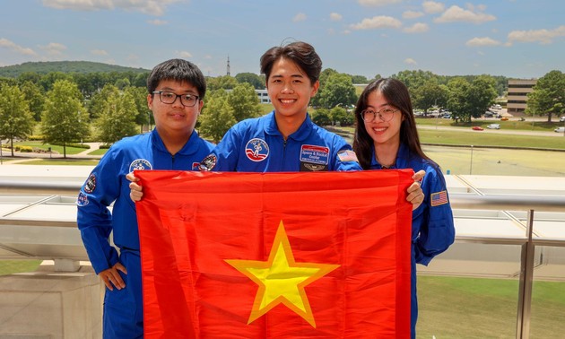 Trải nghiệm khám phá vũ trụ của học sinh Việt tại Mỹ
