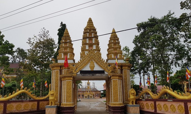 Khám phá chùa Tà Mơn ở tỉnh Sóc Trăng