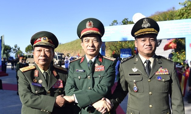 Giao lưu hữu nghị Quốc phòng trên biên giới Việt Nam - Lào - Campuchia