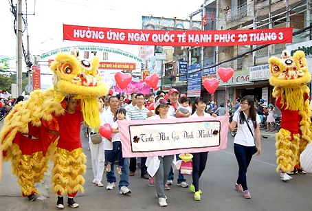 Во Вьетнаме отмечают Международный день счастья 