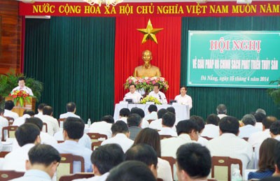 Премьер-министр СРВ Нгуен Тан Зунг провел рабочую встречу с руководителями города Дананг