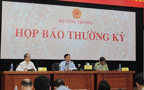 Вьетнам прилагает усилия для уменьшения отрицательного сальдо в торговле с Китаем