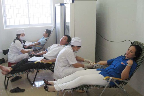 В провинции Куангнгай чествованы добровольные доноры крови