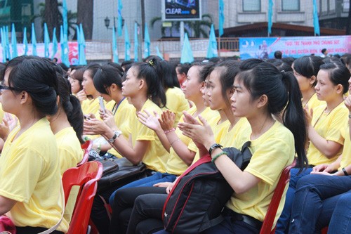 В Ханое прошёл праздник «Миллионы сердец, обращающих взор к морю и островам страны»