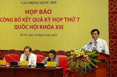 В Ханое прошла пресс-конференция по итогам 7-й сессии Вьетнамского парламента 13-го созыва
