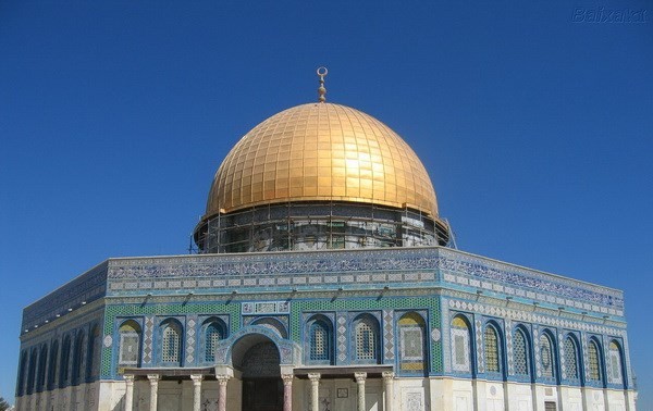 Президент Палестины призвал защитить любыми способами священный Храм Аль-акса