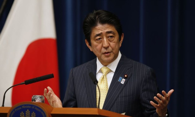 Синдзо Абэ сохранил пост премьера Японии и сформировал новый кабмин