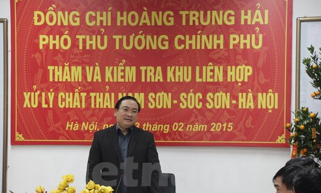 Вице-премьер Хоанг Чунг Хай: Ханой стремится к переработке отходов в электроэнергию