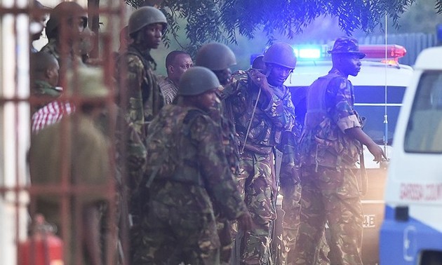 Число жертв нападения на кенийский университет значительно увеличилось
