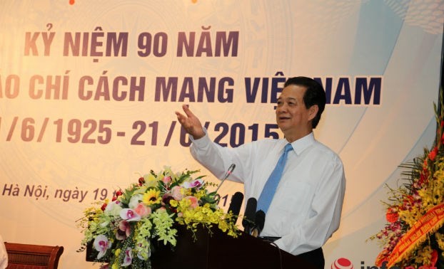 Премьер Вьетнама Нгуен Тан Зунг встретился с представителями органов печати страны