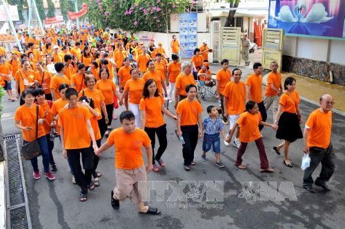 Около 8 тыс человек вышли на шествие в честь Дня вьетнамских жертв диоксина