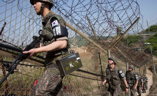 КНДР провела учения по уничтожению южнокорейских громкоговорителей