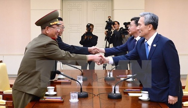 Две Кореи продолжают переговоры на высоком уровне для урегулирования разногласий