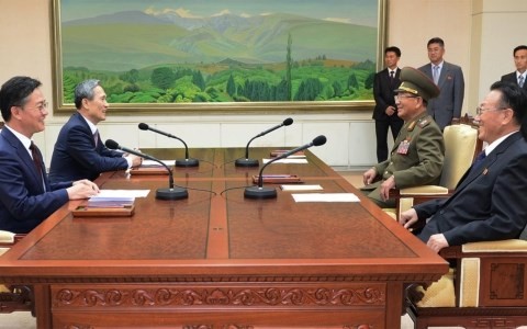 Первоначальный прогресс на межкорейских переговорах по урегулированию кризиса 