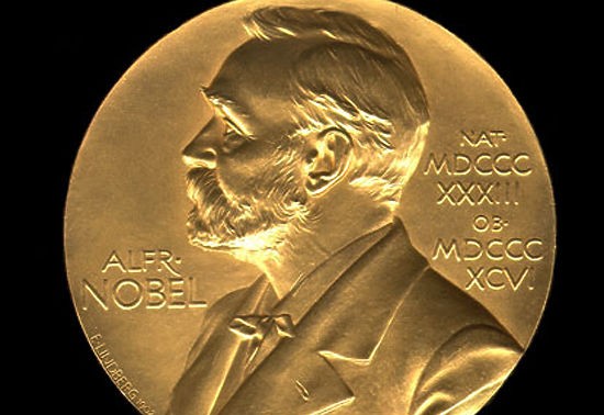 Нобелевская премия по физике 2015 года присуждена японскому и канадскому учёным 