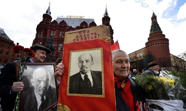 В России отмечают день рождения В.И. Ленина 