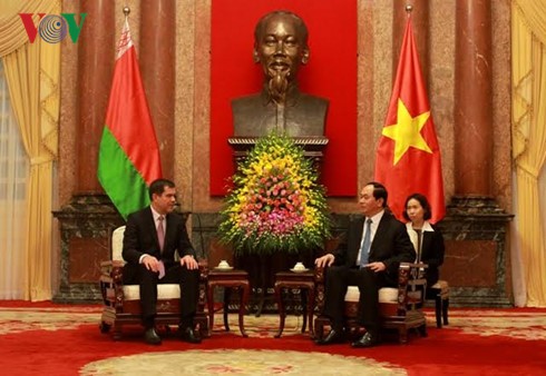 Вьетнам желает развивать всеобъемлющие отношения с Беларусью