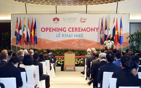 В Ханое открылись 8-й саммит CLMV и 7-й саммит ACMECS