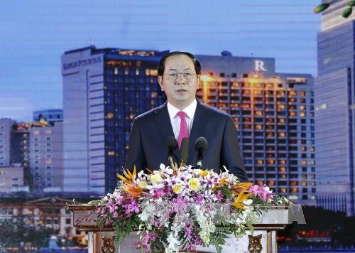 Новогоднее поздравление президента СРВ Чан Дай Куанга 2017 года