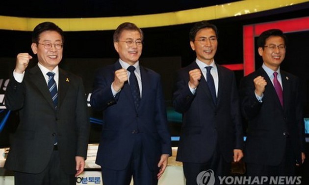 Демократическая партия Южной Кореи выбирает своего кандидата в президенты
