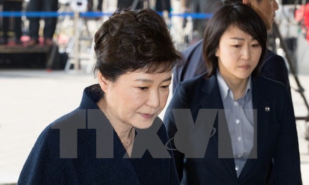 Завершился допрос бывшего президента Республики Корея Пак Кын Хе 
