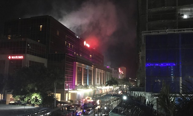 Десятки человек погибли в результате нападения на отель в Маниле