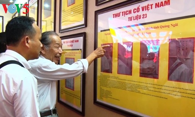 В городе Донгхой открылась выставка, посвящённая суверенитету Вьетнама над Хоангша и Чыонгша