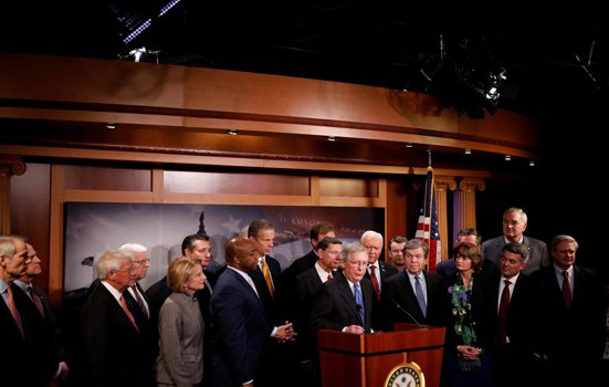 Сенат Конгресса США принял законопроект о налоговой реформе