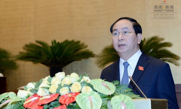 Президент СРВ опубликовал статью «Героическая народная армия героического вьетнамского народа»