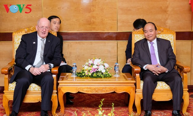 Премьер-министр и глава парламента Вьетнама приняли генерал-губернатора Австралии