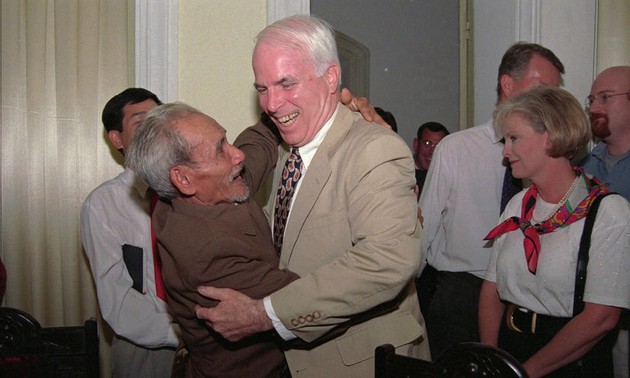 Джон Маккейн является символом процесса нормализации вьетнамо-американских отношений