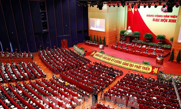Иностранные эксперты высоко оценили успехи, способствующие укреплению авторитета Вьетнама на мировой арене