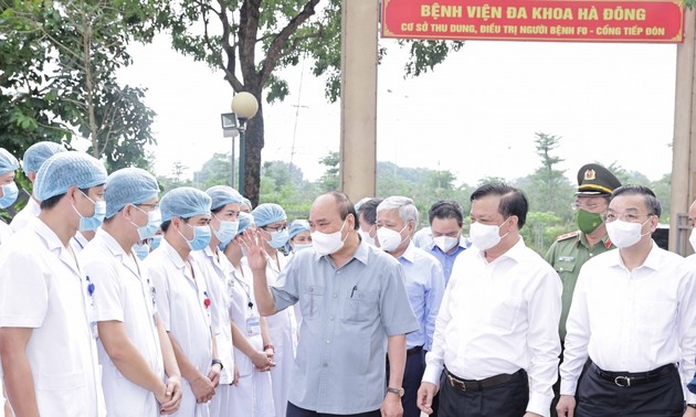 Президент Вьетнама Нгуен Суан Фук: При поддержке народа страна обязательно победит пандемию