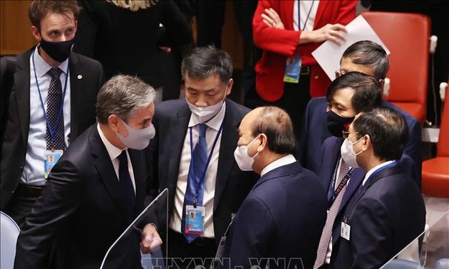 Президент Вьетнама провёл встречи с руководителями стран-участниц дискуссии высокого уровня 76-й Генассамблеи ООН