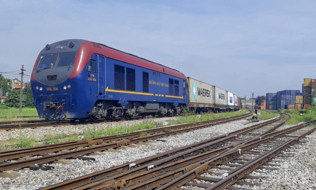 Вьетнам организует контейнерные поезда из Дананга в Европу
